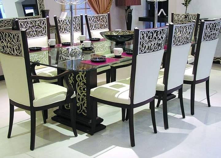 Rosewood Signature Dinning Chairs And Table
