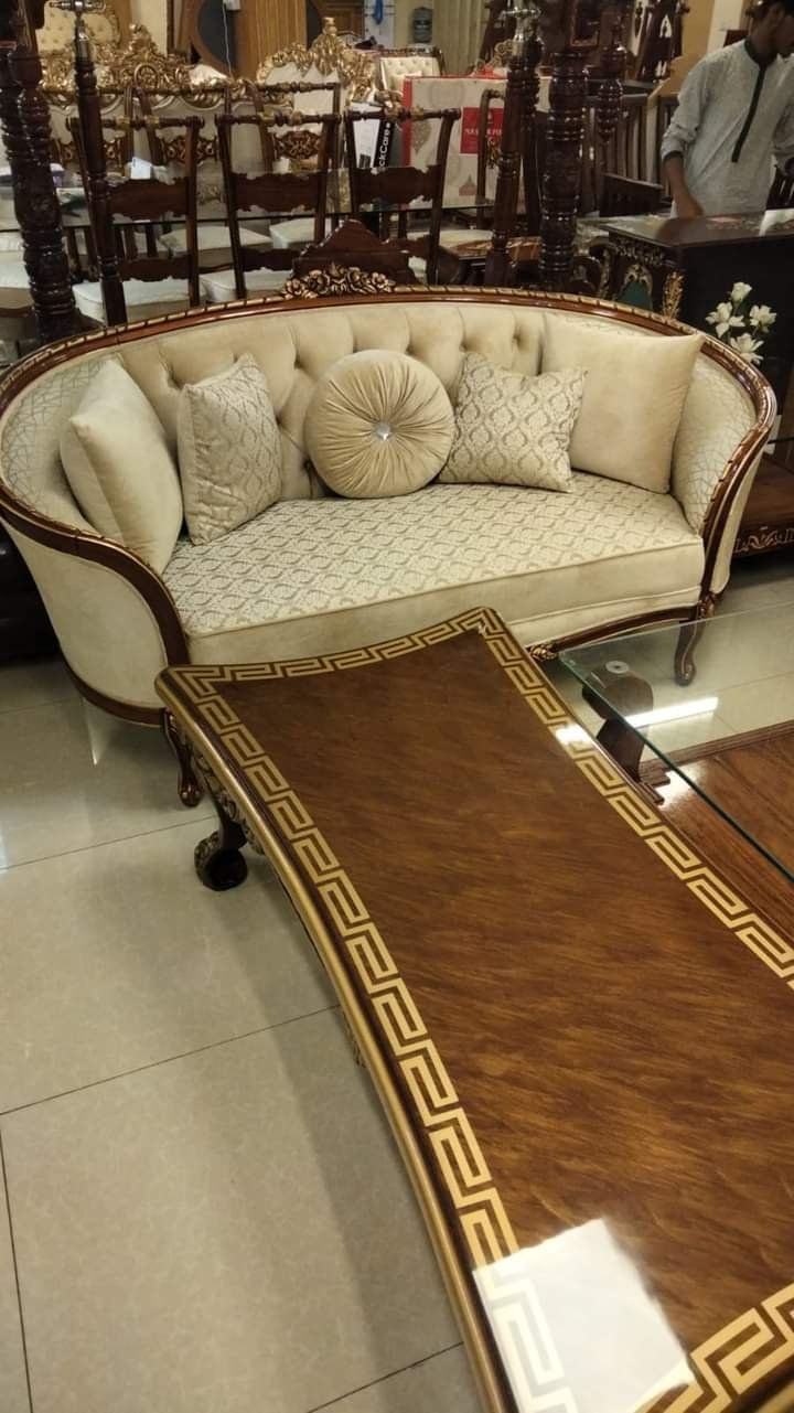 New Elegant Design For Sofa Set