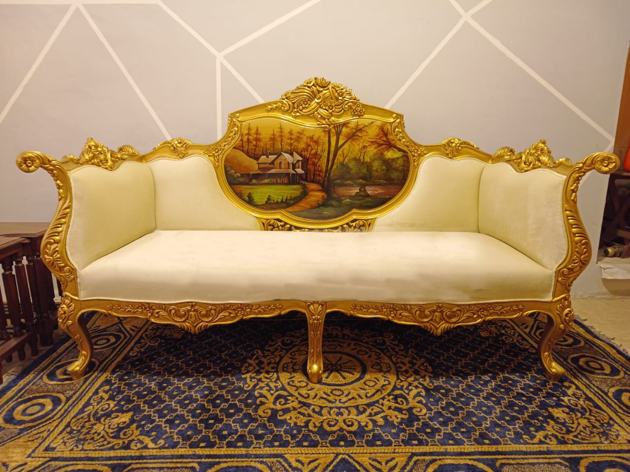 Smart Design for Royal Sofa Set